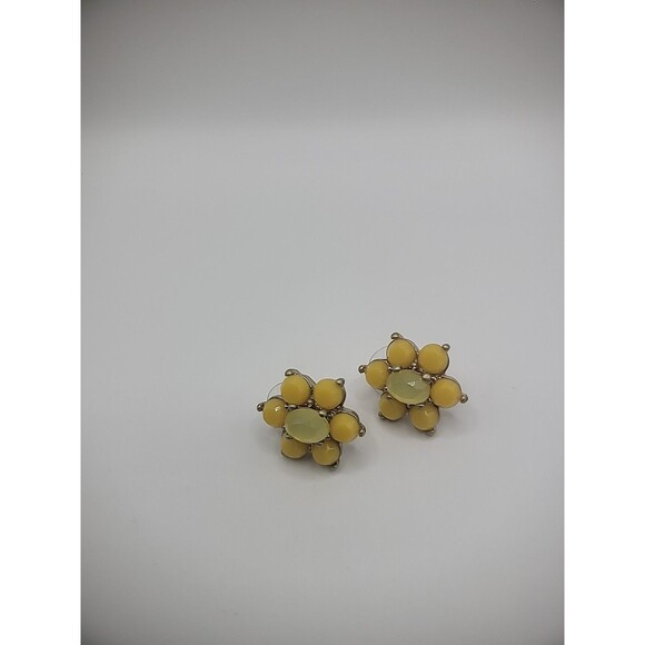 Vintage Earrings Pierced Stud Yellow Flower Jewelry Costume - Picture 13 of 16
